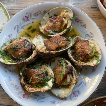 Pomp and Circumstance - Baked clams - Italian Near Me - Brooklyn, New York