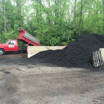 Beidel Mulch - a dump truck and a pile of mulch - Landscaping Near Me - Carlisle, Pennsylvania Beidel Mulch - a dump truck and a pile of mulch - Landscaping Near Me - Carlisle, Pennsylvania