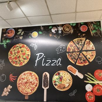 Niki's Pizza - Wall decorations. - Pizza Near Me - Austin, Texas