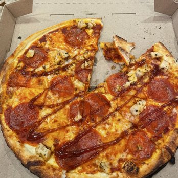 Blaze Pizza - Spicy Pepperoni Pizza - Salad Near Me - Murrieta, California