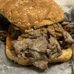 Supposed to be a large beef but it is a small instead. Supposed to be a large beef but it is a small instead.