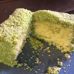 Matcha Lamington
