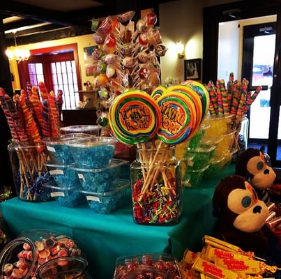 Putnam Pantry Candies, Ice Creams & Cafe by null