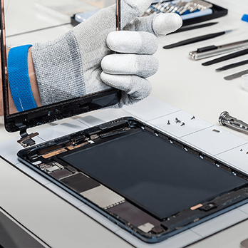 Fix 5 Austin - Removing the screen of an iPad Mini - Mobile Phone Repair Near Me - Austin, Texas Fix 5 Austin - Removing the screen of an iPad Mini - Mobile Phone Repair Near Me - Austin, Texas