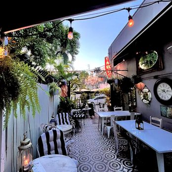 À LA FOLIE CAFÉ - Updated March 2026 - 896 Photos & 800 Reviews