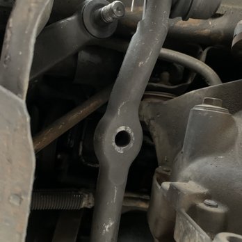 AC Tire Service - Pitman arm not attached. Reason for no steering. - Tires Near Me - Fontana, California AC Tire Service - Pitman arm not attached. Reason for no steering. - Tires Near Me - Fontana, California