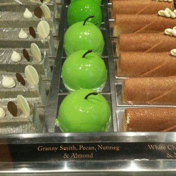 Milse - Treats on display - Desserts Near Me - Auckland, AUK Milse - Treats on display - Desserts Near Me - Auckland, AUK