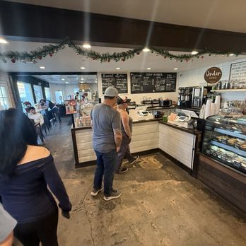 Deep Barrel Roasters & Creamery - ordering area - Ice Cream & Frozen Yogurt Near Me - Norco, California