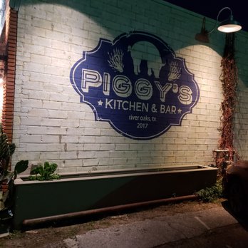 Piggy's Kitchen & Bar - Breakfast & Brunch Near Me - Houston, Texas Piggy's Kitchen & Bar - Breakfast & Brunch Near Me - Houston, Texas