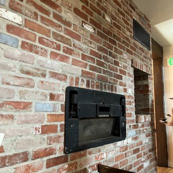 The Dutchess - Cafes Near Me - Ojai, California The Dutchess - Cafes Near Me - Ojai, California