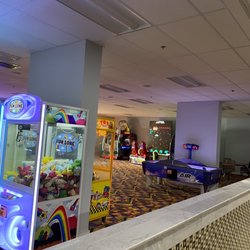 Hamilton Lanes and Entertainment Center