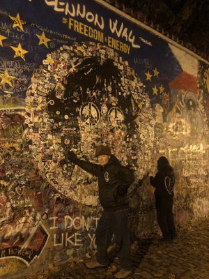 Lennon Wall by null