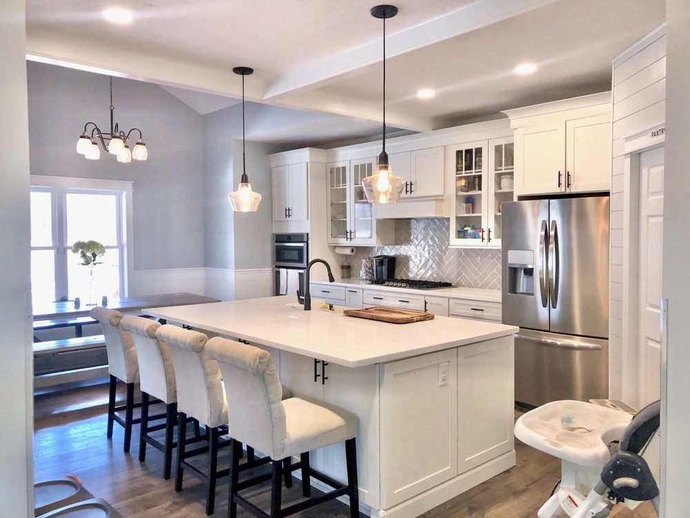 Slide of Mr Countertops