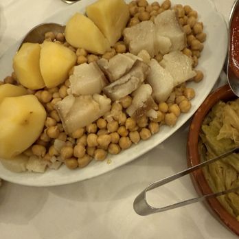 Malacatín - Potatoes - Spanish Near Me - Madrid, M