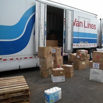 Winter Moving & Storage - When our packing teams load the truck, items are packaged & inventoried with your information to ensure everything gets to the destination. - Movers Near Me - Bentonville, Arkansas Winter Moving & Storage - When our packing teams load the truck, items are packaged & inventoried with your information to ensure everything gets to the destination. - Movers Near Me - Bentonville, Arkansas