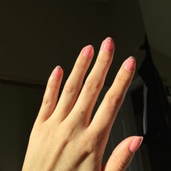 Salon Q - 12.05.14 - Shellac manicure by Hoa