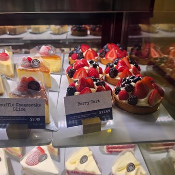 Paris Baguette - tarts - Bakeries Near Me - Miami, Florida Paris Baguette - tarts - Bakeries Near Me - Miami, Florida