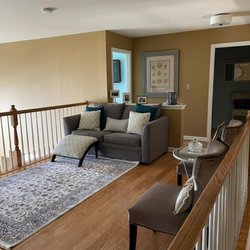 Lucia's Home Services - Floor cleaning