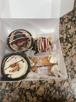 Carlo's Bakery by null