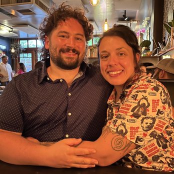 Bar Purlieu - French Near Me - Eugene, Oregon