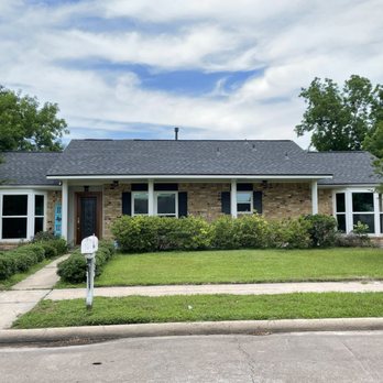 Apex Energy Solutions - The home with the New Windows installed by APEX Energy Solutions. - Windows Installation Near Me - Houston, Texas Apex Energy Solutions - The home with the New Windows installed by APEX Energy Solutions. - Windows Installation Near Me - Houston, Texas
