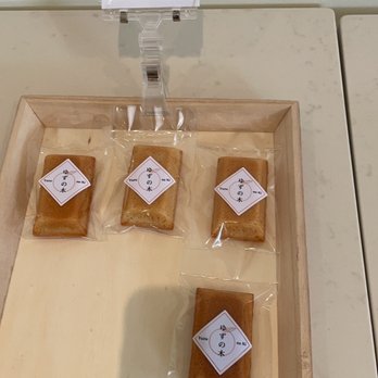 Yuzu No Ki - Patisserie/Cake Shop Near Me - Markham, Ontario
