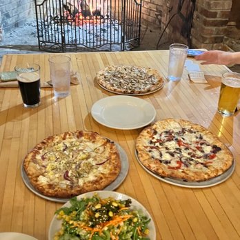 American Flatbread - Delicious flatbread pizzas and corn-topped carrot ribbon salad - Pizza Near Me - Dover, Vermont
