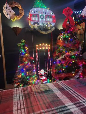 Blitzen’s on Bagley by null