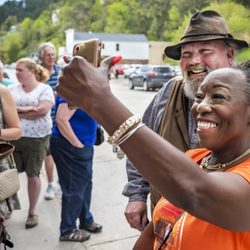 Deadwood Alive - Deadwood Alive performs three shootouts a day for hundreds of visitors.