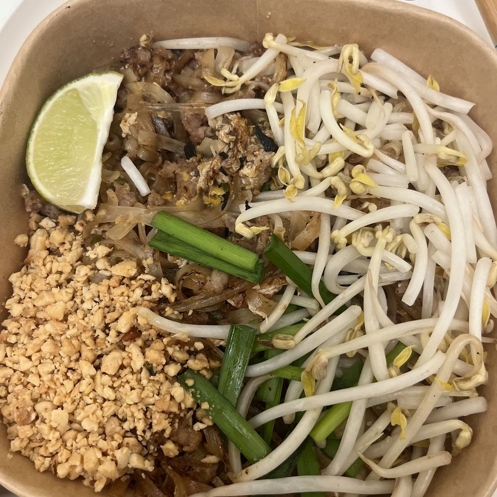 Muy Thai - Thai Near Me - Los Angeles, California Muy Thai - Thai Near Me - Los Angeles, California