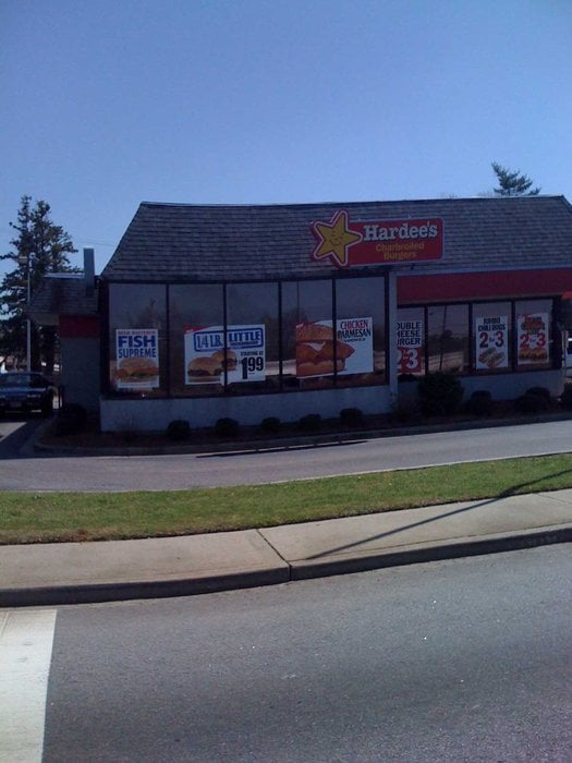 HARDEE’S NO 17 Updated August 2024 E Bridge St, Saint Matthews