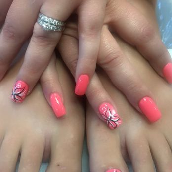 MT Nails - Nail Salons Near Me - Sacramento, California
