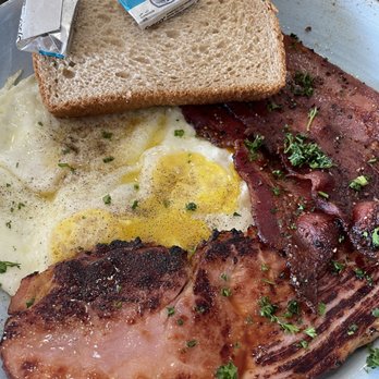 Chimney Rock Cafe - Wonderful, huge breakfast! - Breakfast & Brunch Near Me - Priest River, Idaho