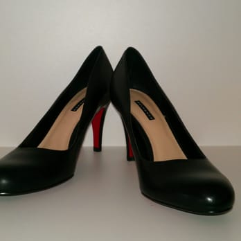 Standfest Schühlein - Schwarze Kalbsleder-Pumps mit roter Sohle von Belmondo - Shoe Stores Near Me - Berlin, BE Standfest Schühlein - Schwarze Kalbsleder-Pumps mit roter Sohle von Belmondo - Shoe Stores Near Me - Berlin, BE