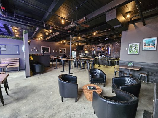 Brato Brewhouse + Kitchen by null