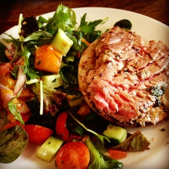 Tropicana Cafe - Restaurants Near Me - Coogee, NSW