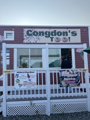 Congdons After Dark Food Truck Park by null