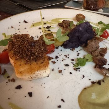 Woods Restaurant & Bar - Halibut - Canadian (New) Near Me - Toronto, Ontario