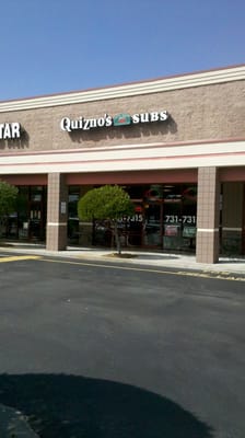 Quiznos by null