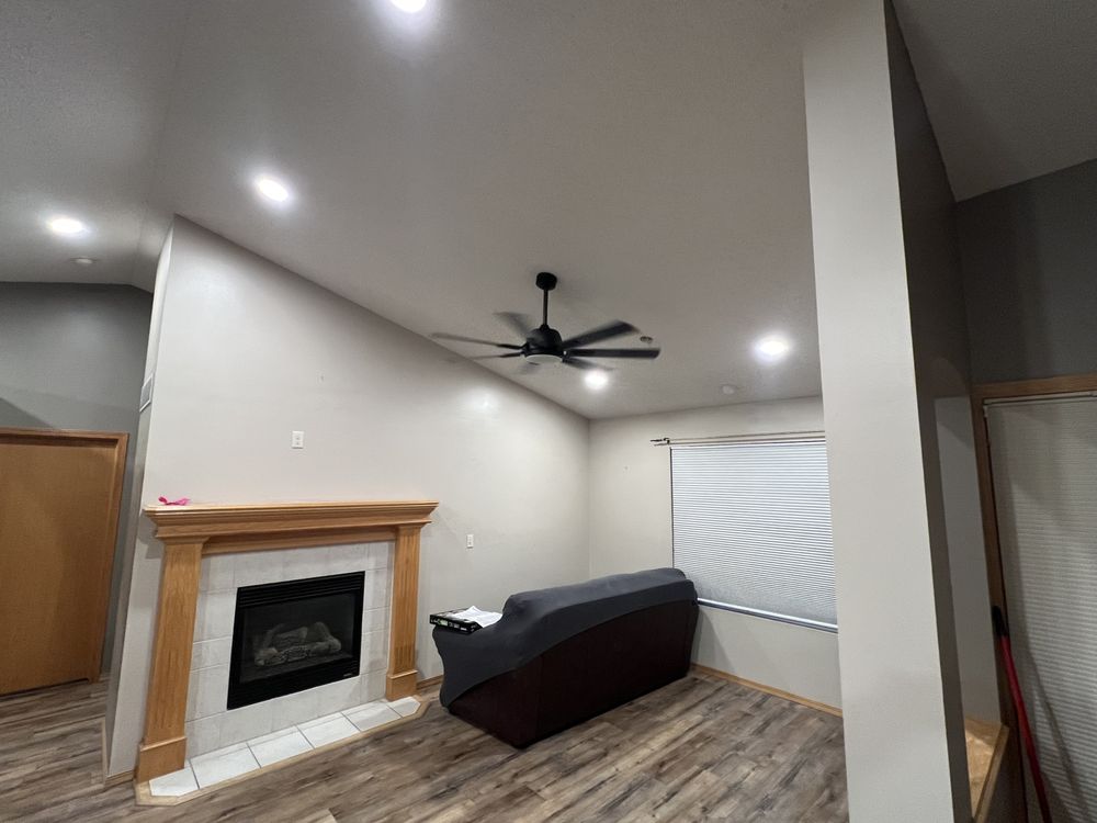 Slide of Eck Services