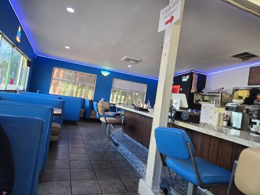 Lisa's Coffee Shop by null