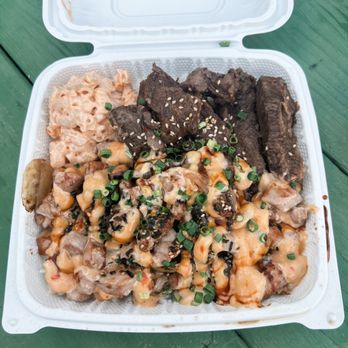 Da Bald Guy - Pan Fried Poke & Braised Boneless Kalbi - Food Trucks Near Me - Kahuku, Hawaii