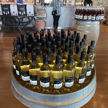Macari Vineyards - Wineries Near Me - Mattituck, New York