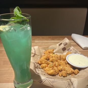 Cheddar's Scratch Kitchen - Cheddar bites and drink. - Comfort Food Near Me - Glendale, Arizona Cheddar's Scratch Kitchen - Cheddar bites and drink. - Comfort Food Near Me - Glendale, Arizona