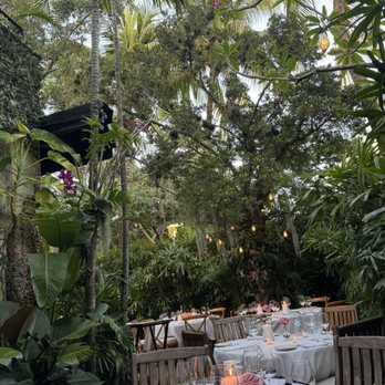 Casa Tua - Ambiance - Italian Near Me - Miami Beach, Florida