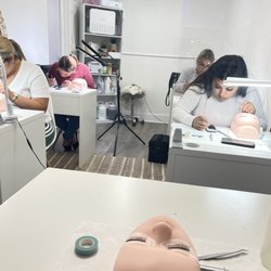 Beaulett Beauty & Academy