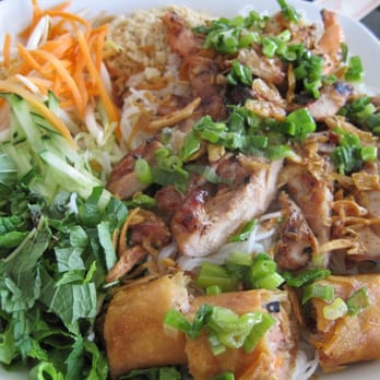 Pho King - Grilled Shimp, Chicken & Egg Roll "Bun" - Vietnamese Near Me - San Diego, California