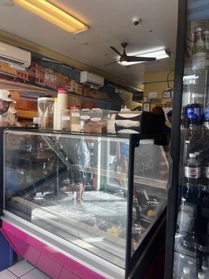 Duetto Pizza and Gelato by null