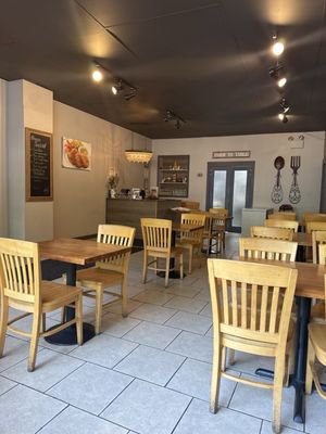 Hom Mali Thai on North Ave by null