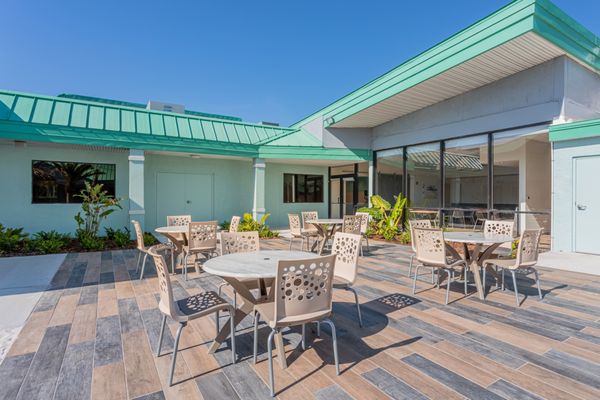 Beachside Hotel & Suites by null